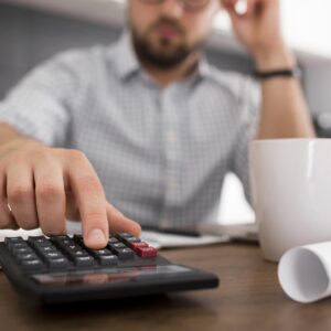 Inadimplência Escolar: 5 Estratégias para Cobrar Mensalidades sem Perder o Aluno